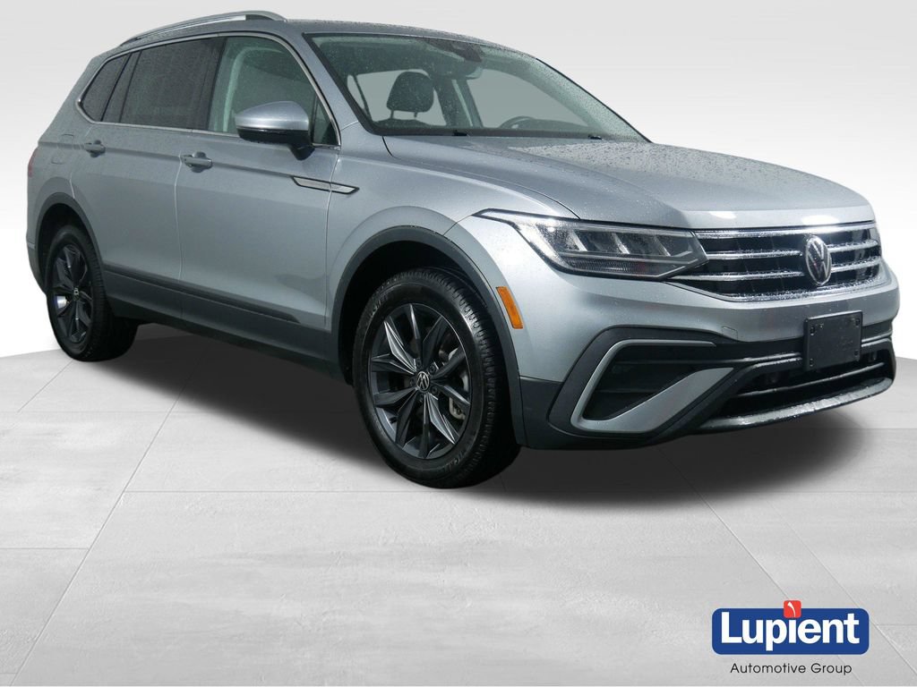 Used 2023 Volkswagen Tiguan SE w/ Panoramic Sunroof Package AWD/4WD 360° Tour