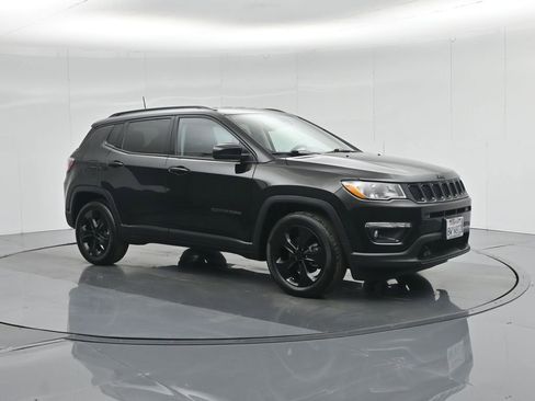 Used 2021 Jeep Compass Latitude image 27