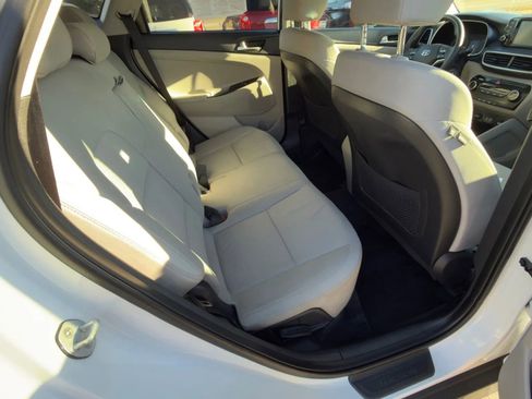 Used 2019 Hyundai Tucson SE image 13