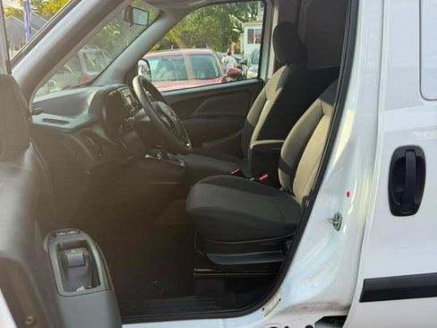 Used 2022 RAM ProMaster City Tradesman FWD image 19