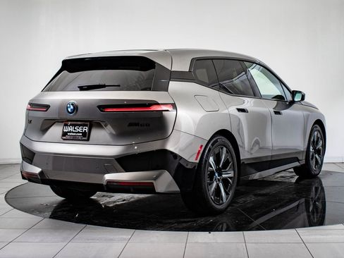 Used 2023 BMW iX M60 image 7