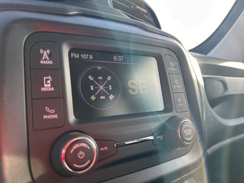 Used 2018 Jeep Renegade Sport w/ Power & Air Group image 18