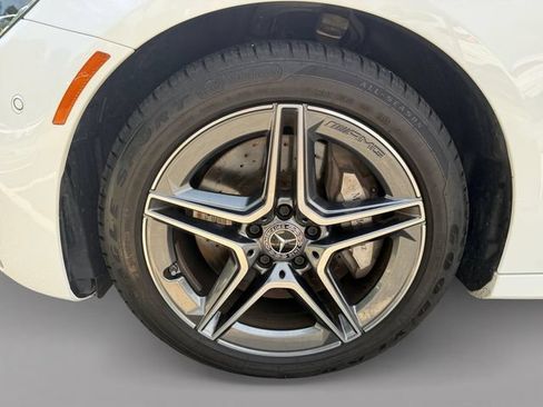 Used 2023 Mercedes-Benz E 350 4MATIC Sedan image 8