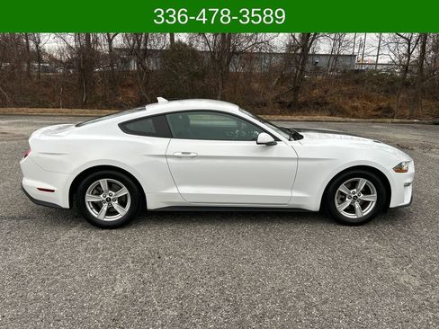Used 2021 Ford Mustang Coupe image 6