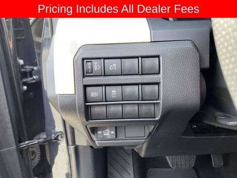 Used 2024 Toyota Tacoma TRD Off-Road AWD/4WD image 21
