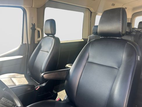 Used 2023 Ford Transit 350 XL RWD image 12