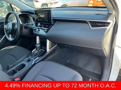 Certified 2025 Toyota Corolla Cross LE image 21