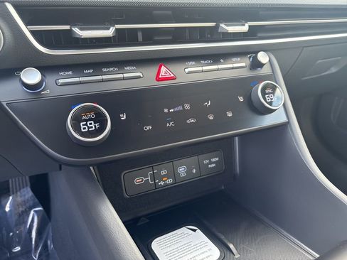 New 2026 Hyundai Sonata SEL FWD image 14