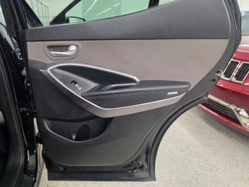 Used 2017 Hyundai Santa Fe Sport AWD/4WD image 30