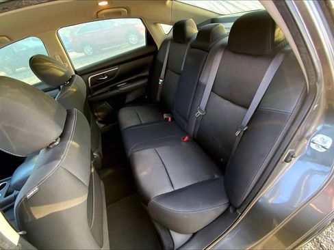Used 2017 Nissan Altima 2.5 SR w/ Midnight Edition Package image 21