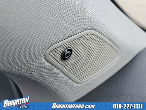 Used 2022 Volkswagen Taos SEL image 19