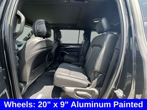 New 2026 Jeep Grand Wagoneer Limited w/ Premium Group II AWD/4WD image 17