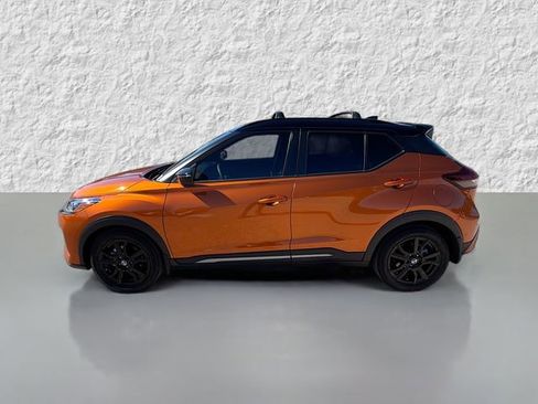 Used 2021 Nissan Kicks SR w/ SR Premium Package image 6