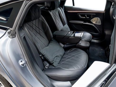 Used 2023 Mercedes-Benz EQS AMG 4MATIC image 30