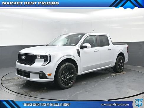 New 2026 Ford Maverick Lobo AWD/4WD image 1