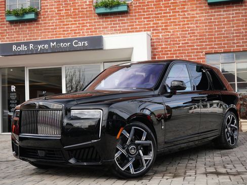 New 2026 Rolls-Royce Cullinan Black Badge AWD/4WD image 1