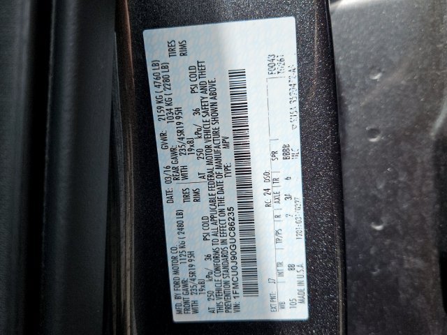 Used 2016 Ford Escape Titanium w/ Equipment Group 301A FWD image 16