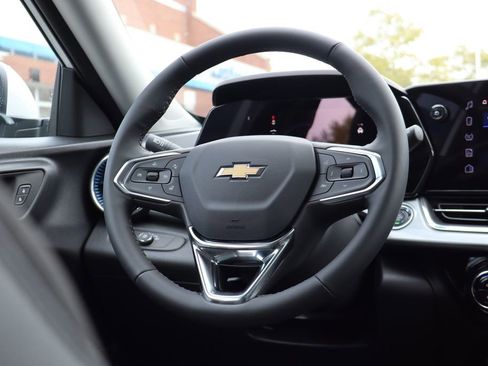 New 2026 Chevrolet Trax LT w/ Driver Confidence Package image 38