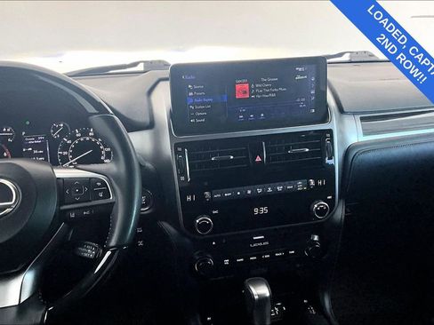 Used 2023 Lexus GX 460 Premium w/ Accessory Package image 9