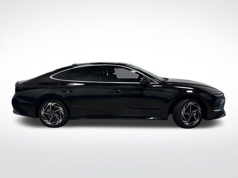 Used 2024 Hyundai Sonata SEL w/ Convenience Package image 2