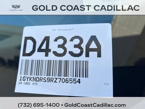 Certified 2024 Cadillac XT5 Premium Luxury w/ LPO, Floor Liner Package AWD/4WD image 27