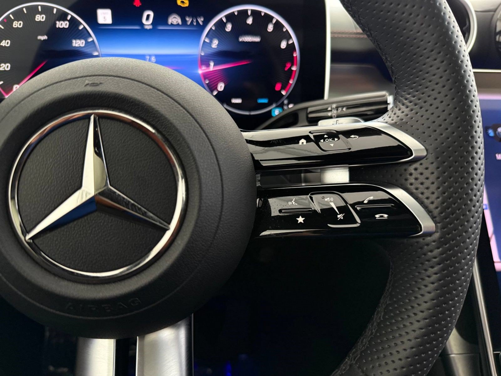 Used 2024 Mercedes-Benz C 300 4MATIC Sedan image 14