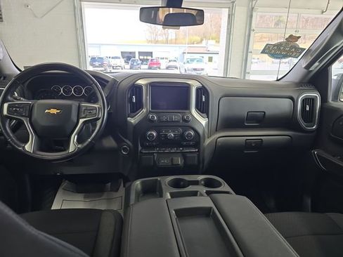 Certified 2022 Chevrolet Silverado 1500 LT image 11