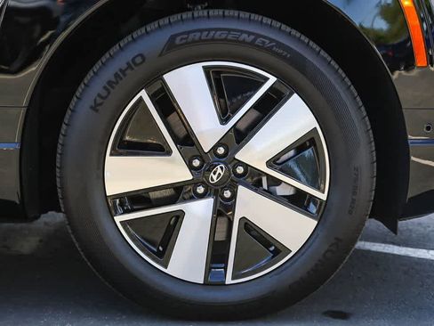 New 2026 Hyundai Ioniq 9 SEL AWD/4WD image 10