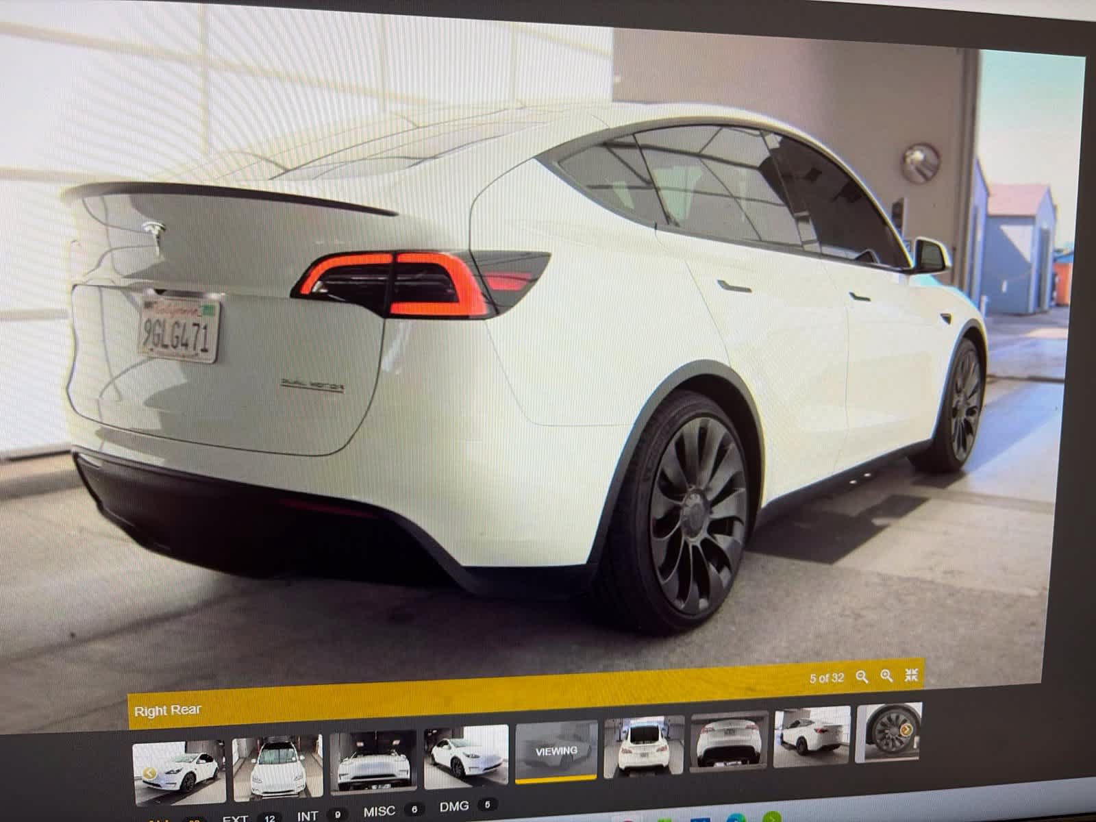 Used 2023 Tesla Model Y Performance AWD/4WD image 3