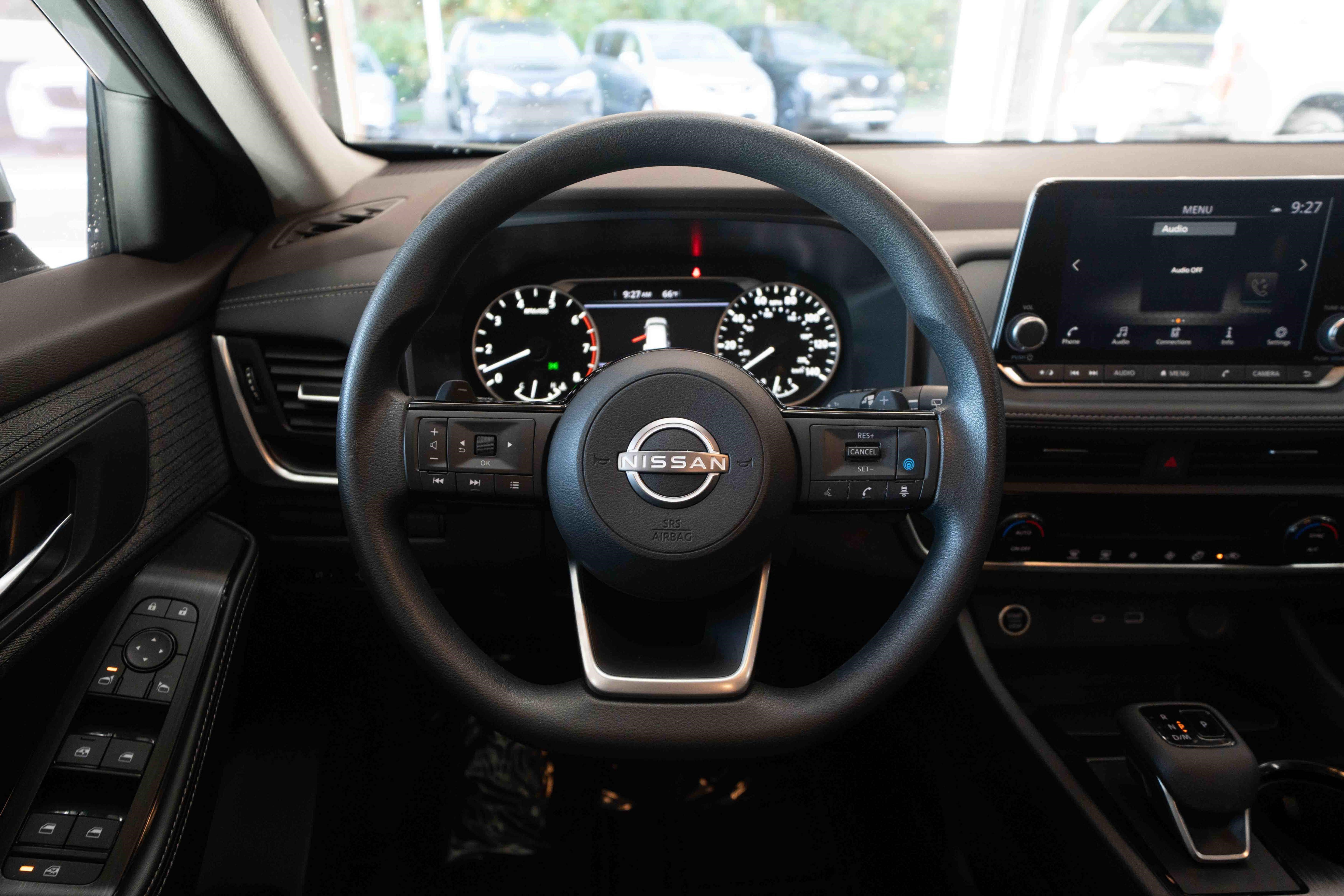 Used 2023 Nissan Rogue SV AWD/4WD image 21