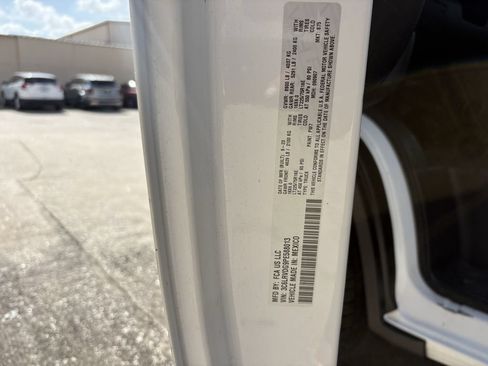 Used 2023 RAM ProMaster 2500 FWD image 26