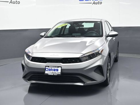 Certified 2024 Kia Forte LXS FWD image 4