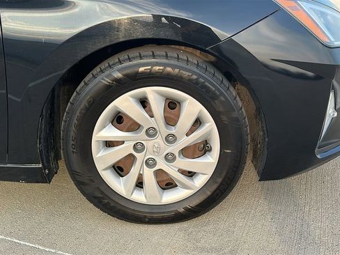 Used 2019 Hyundai Elantra SE w/ Cargo Package image 15