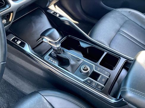 Used 2022 Kia Sorento EX image 15