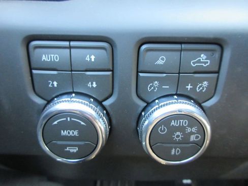 New 2026 GMC Sierra 2500 AT4X AWD/4WD image 18