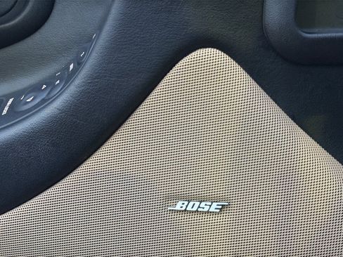 Used 2004 Chevrolet Corvette Coupe w/ Roof Package image 16