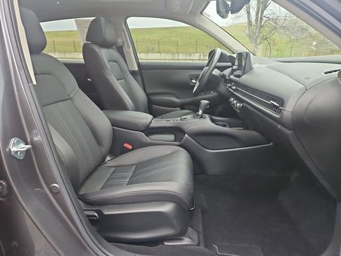 Certified 2024 Honda HR-V EX-L image 28