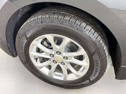 Used 2021 Chevrolet Equinox LT AWD/4WD image 31