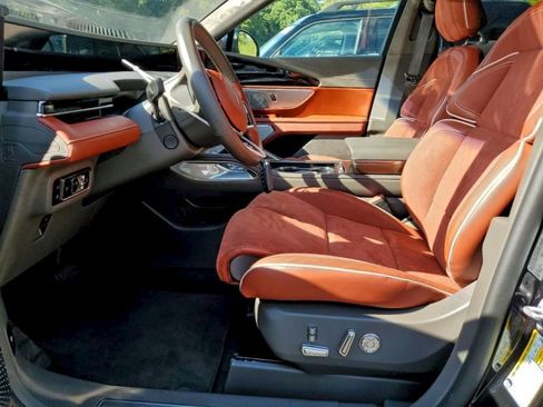 Used 2024 Lincoln Nautilus Black Label w/ Jet Appearance Package (87T) image 6