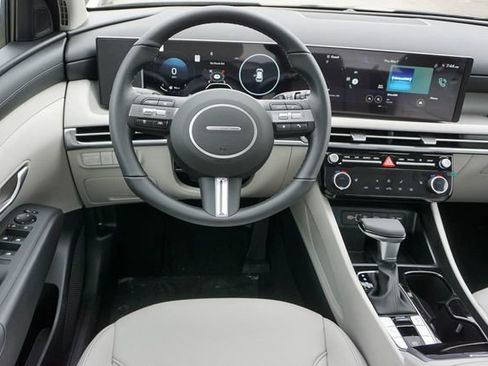 New 2026 Hyundai Tucson SEL FWD image 15
