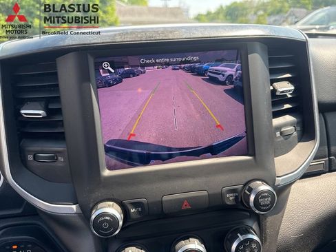 Used 2019 RAM 1500 Big Horn AWD/4WD image 19