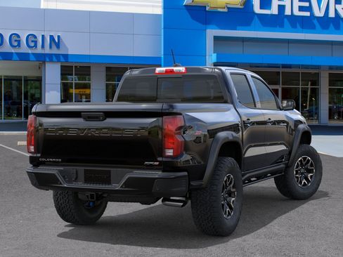 New 2026 Chevrolet Colorado ZR2 w/ Technology Package AWD/4WD image 4