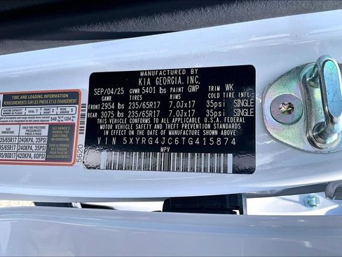 Used 2026 Kia Sorento LX FWD image 19