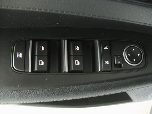 Used 2022 Kia Forte GT-Line w/ GT-Line Premium Package image 11