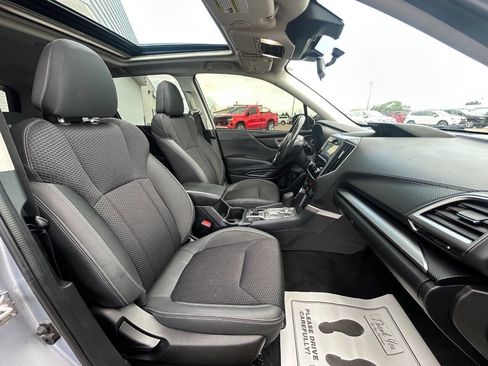 Used 2022 Subaru Forester Premium image 14