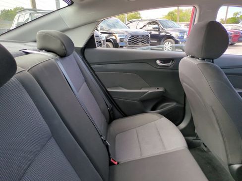 Used 2018 Hyundai Accent SE image 18