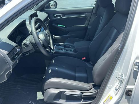 New 2025 Honda Civic Sport image 4