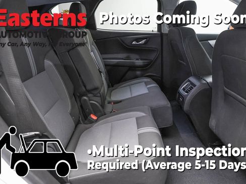 Used 2025 Chevrolet Blazer LT FWD image 24