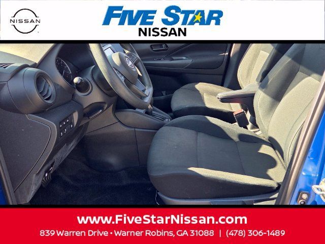 Used 2024 Nissan Kicks S FWD image 5