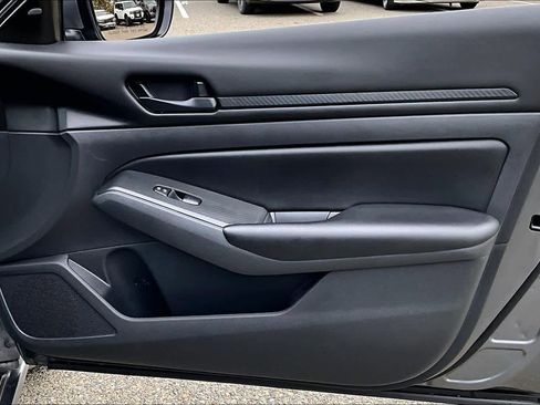 Used 2023 Nissan Altima 2.5 S image 22